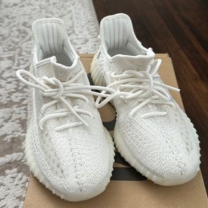 Yeezy Boost 350 V2